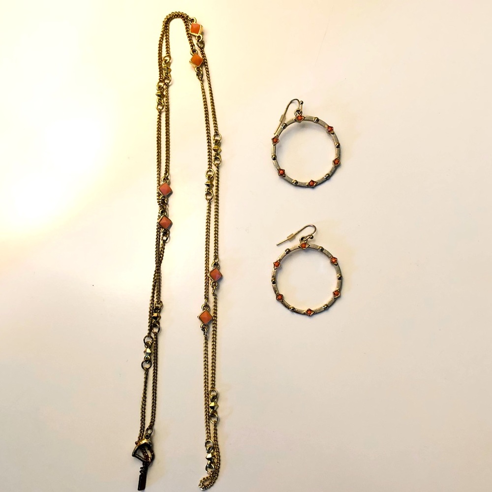 3/$15 🍁 Gold and coral jewelry set